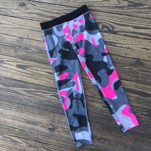 Nike Camp Crop Leggings